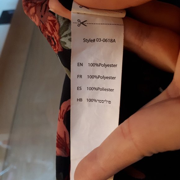 Streetwear Society Spaghetti Racerback V-Neck Floral Blouse - Medium - Black - Picture 6 of 6